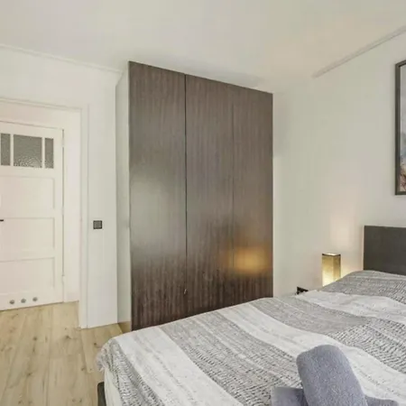 아파트 Modern 2br In Zuid Perfect For Long